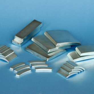 永磁材料矫顽力大于退磁场时材料磁性变化