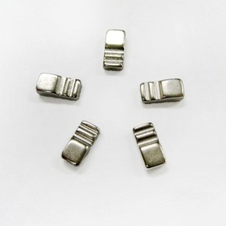 内禀矫顽力的大小对永磁材料的应用有什么影响