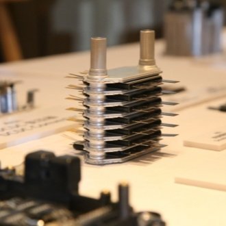 磁饱和现象在磁性设备应用中的利弊有哪些